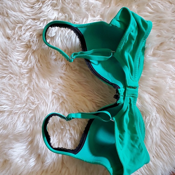 Victoria's Secret Lined Demi 36B - Picture 2 of 3